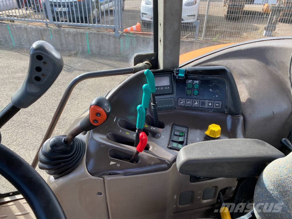 Renault ARES 620RZ Carte Grise Française endommagé Tracteur