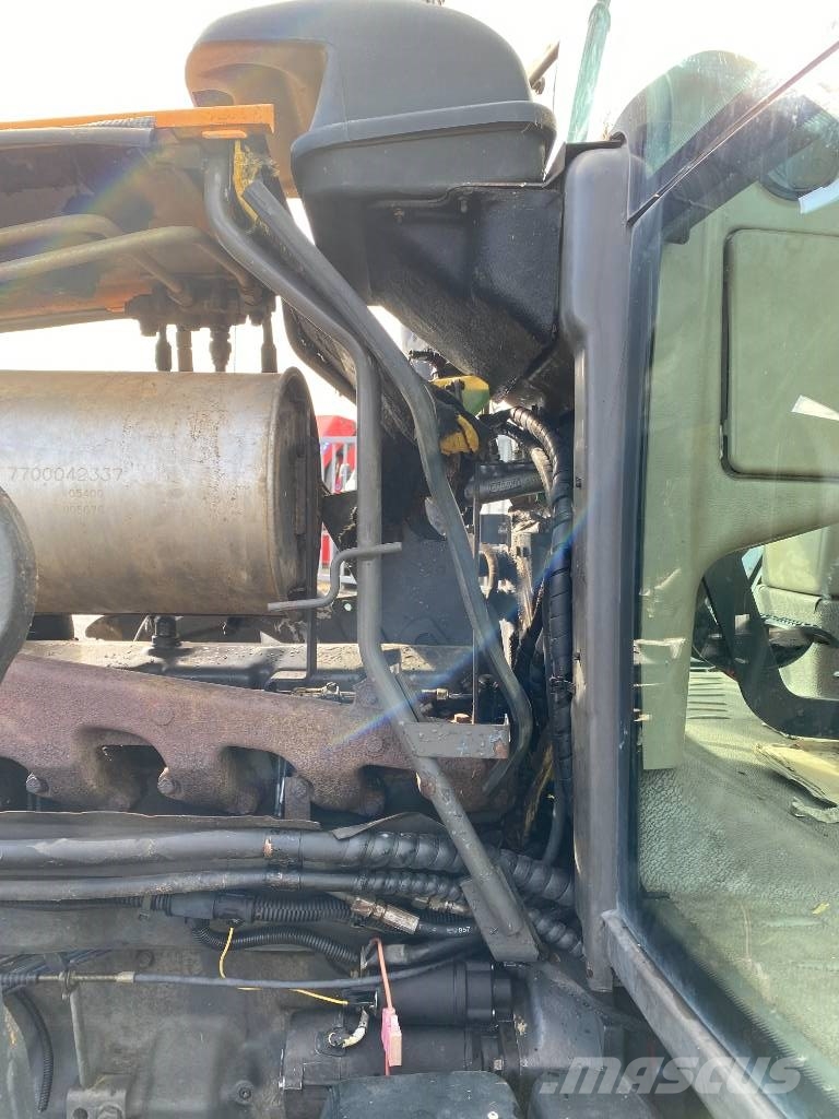 Renault ARES 620RZ Carte Grise Française endommagé Tracteur