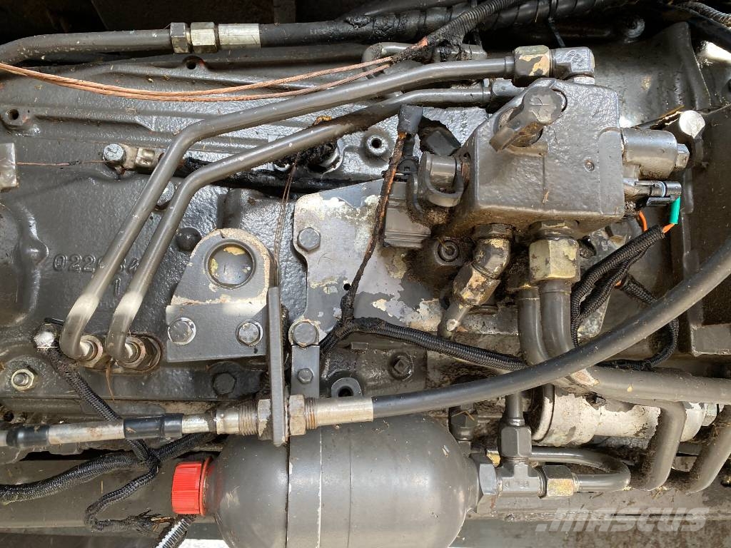 Renault ARES 620RZ Carte Grise Française endommagé Tracteur