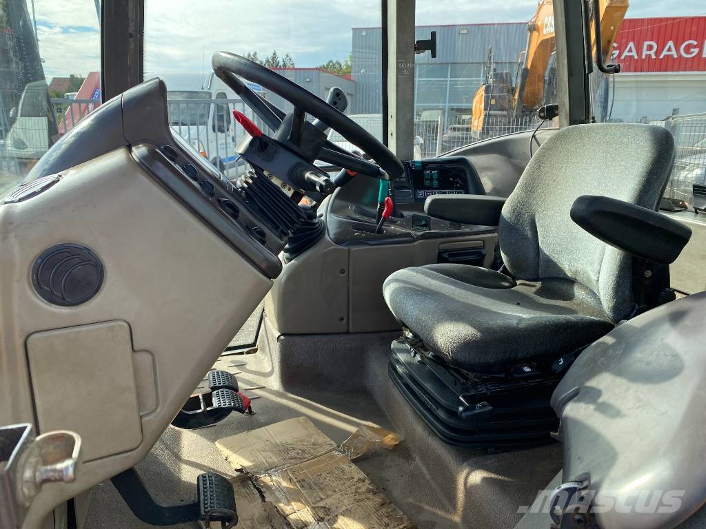 Renault ARES 620RZ Carte Grise Française endommagé Tracteur