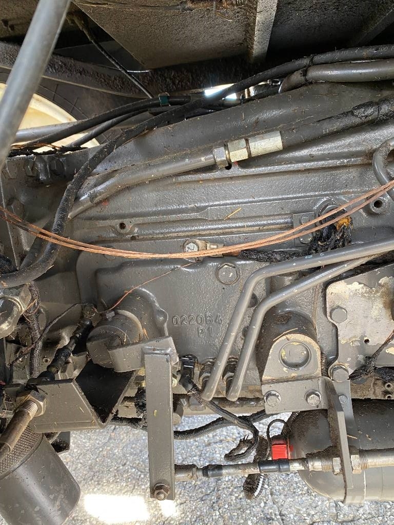 Renault ARES 620RZ Carte Grise Française endommagé Tracteur