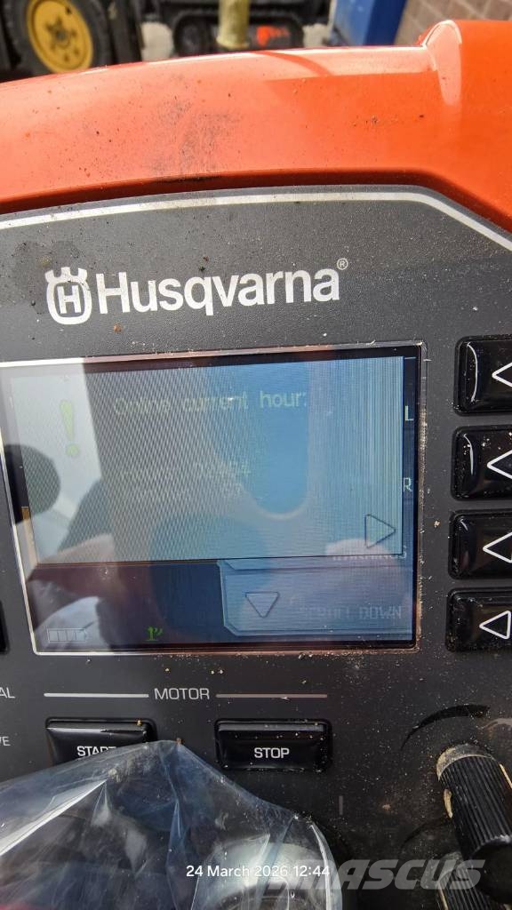 Husqvarna DXR 140 Mini excavadoras < 7t