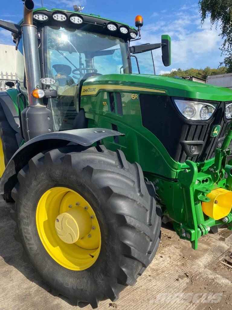 John Deere 6155 R Traktori