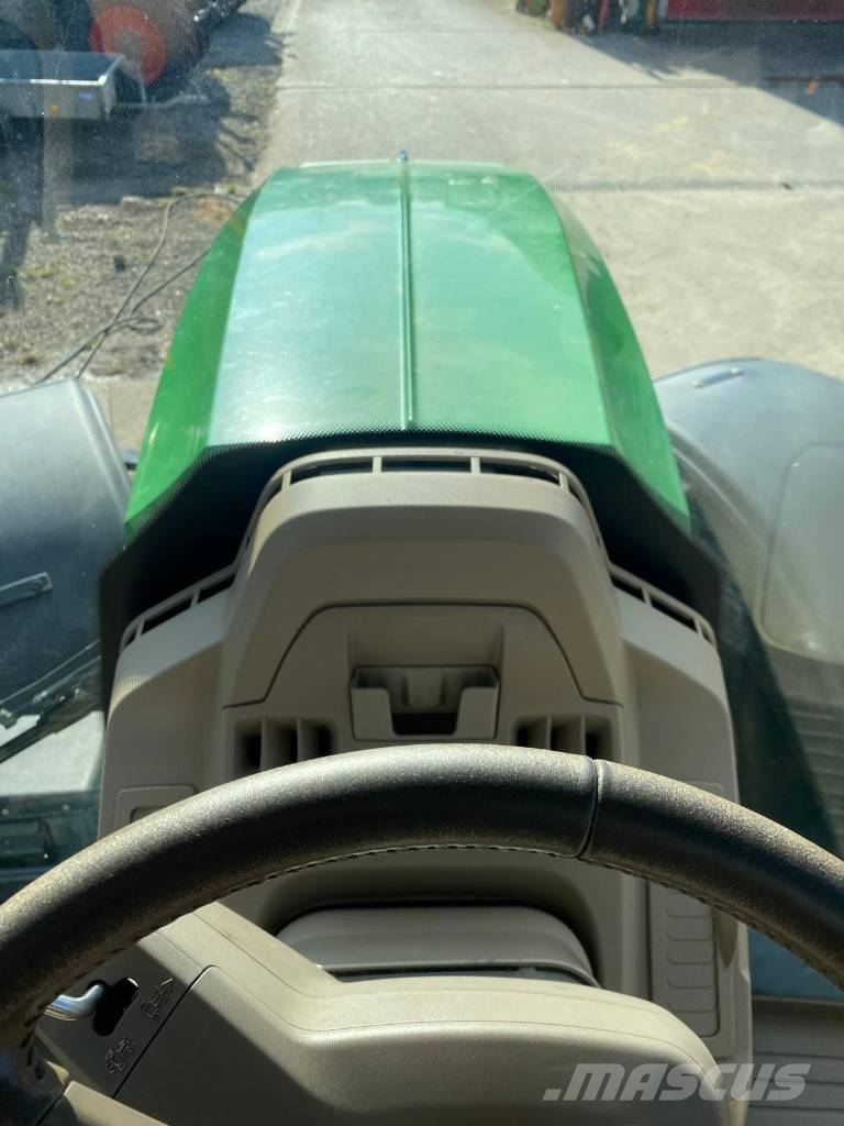 John Deere 6155 R Traktori