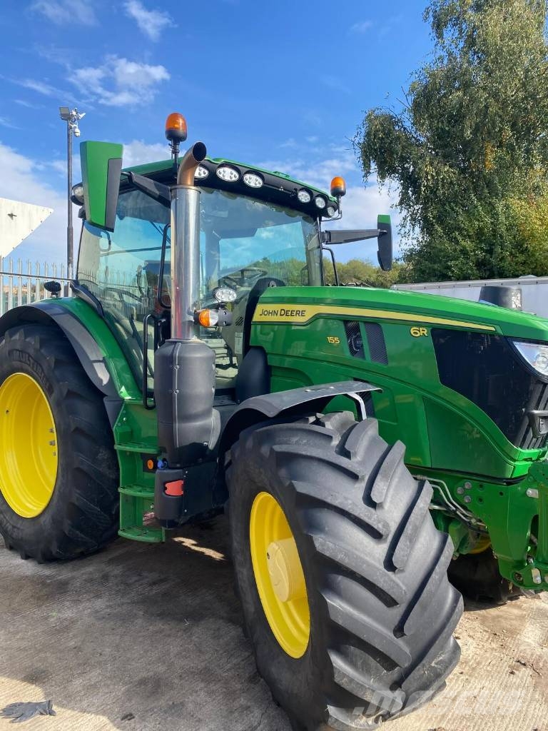 John Deere 6155 R Traktori