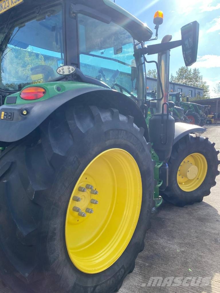 John Deere 6155 R Traktori