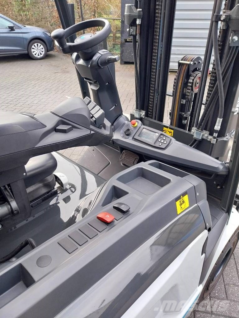 UniCarriers MX 25 Electric forklifts