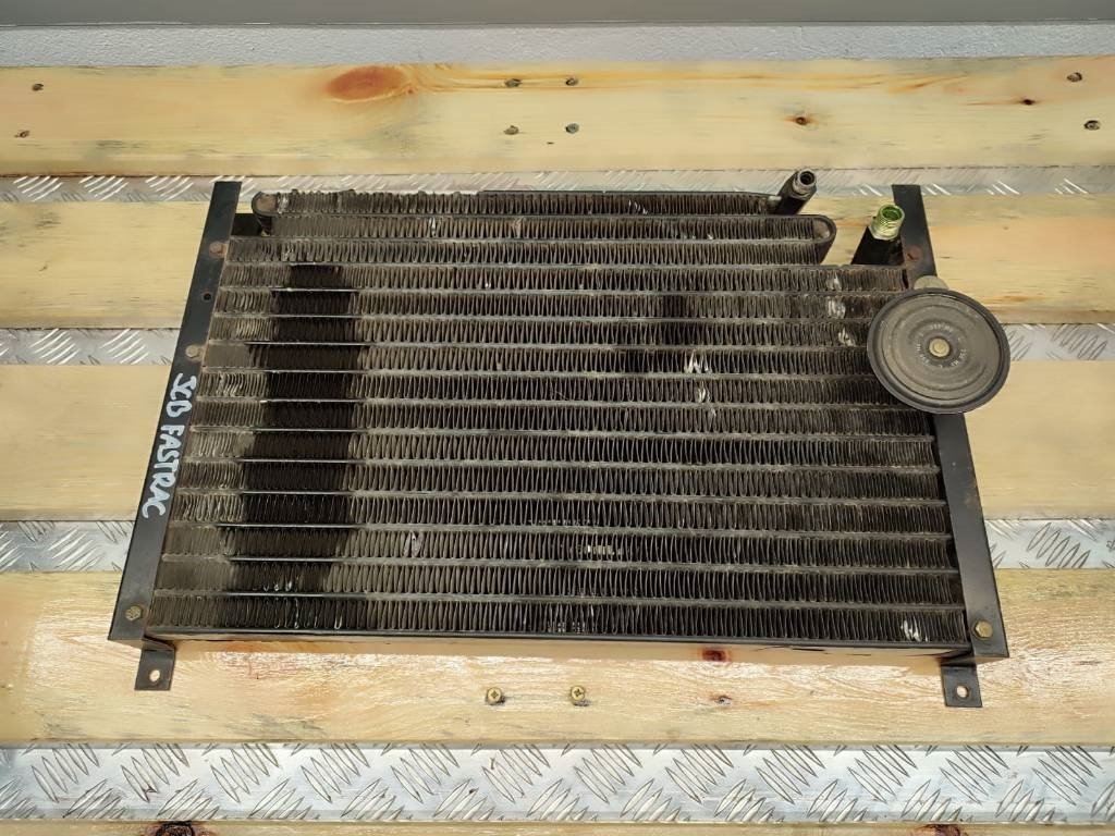 JCB FASTRAC 2115 Air conditioning radiator condenser Radiateurs
