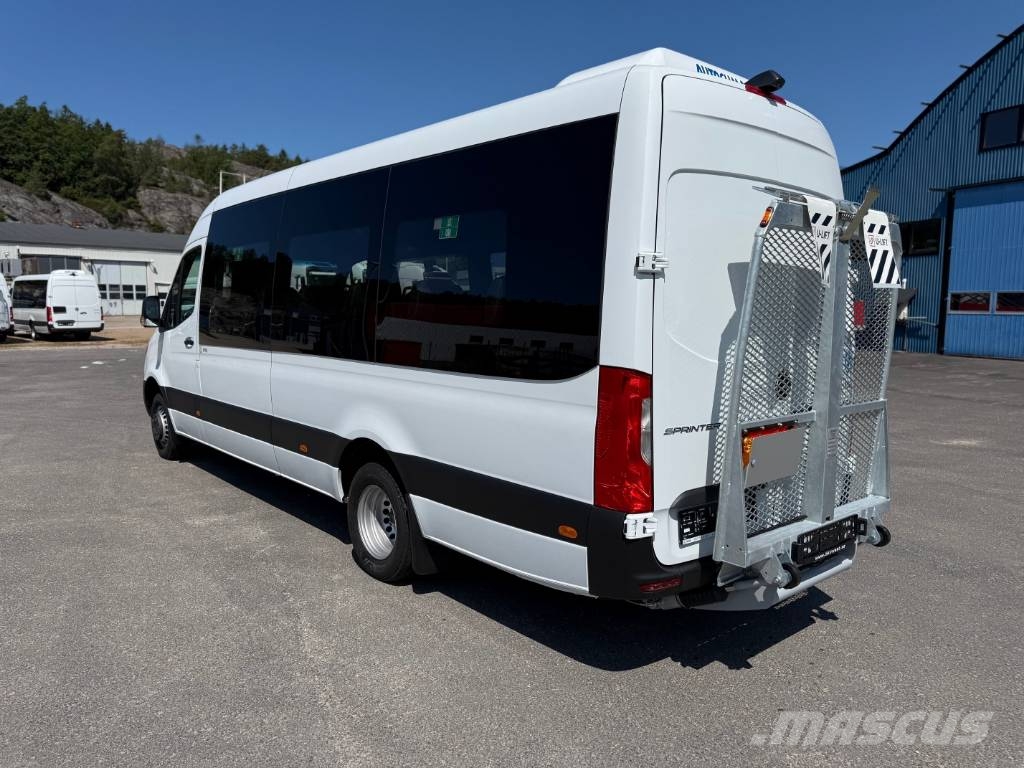 Mercedes-Benz Buss 19 pass Lift skolbuss Outro