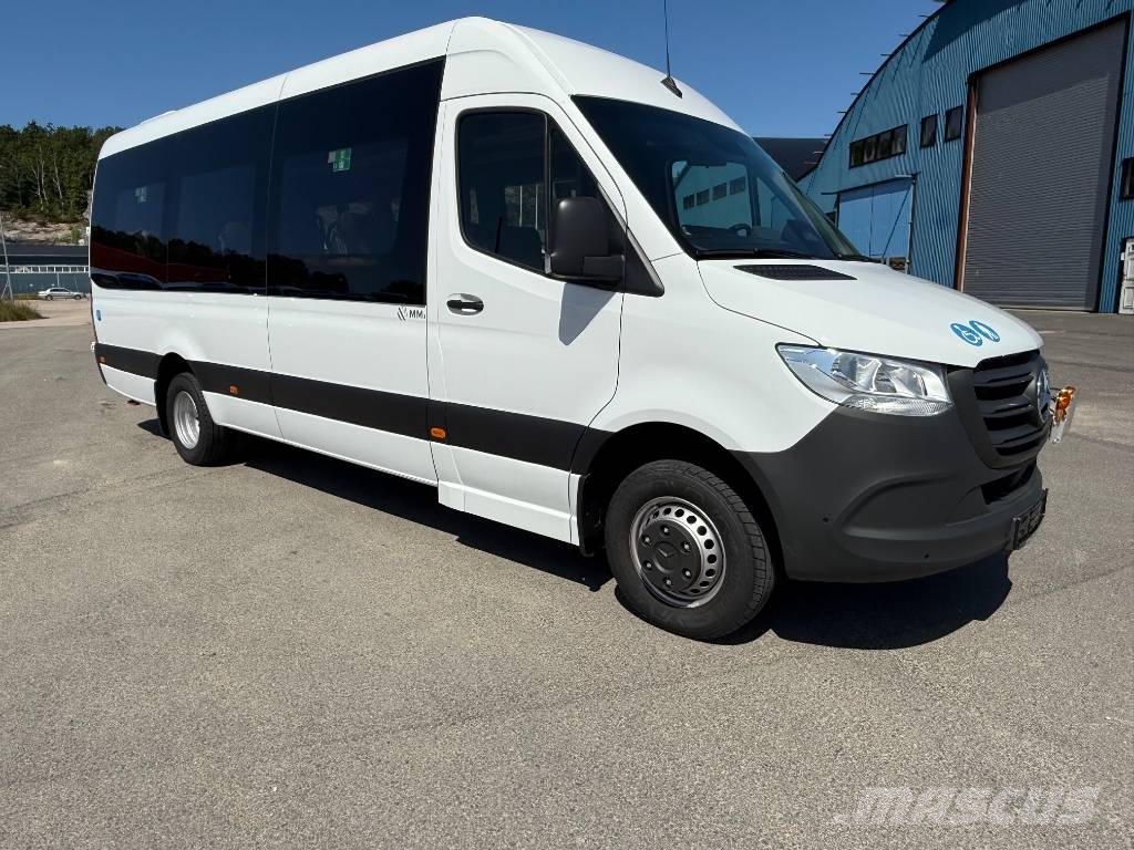 Mercedes-Benz Buss 19 pass Lift skolbuss Outro