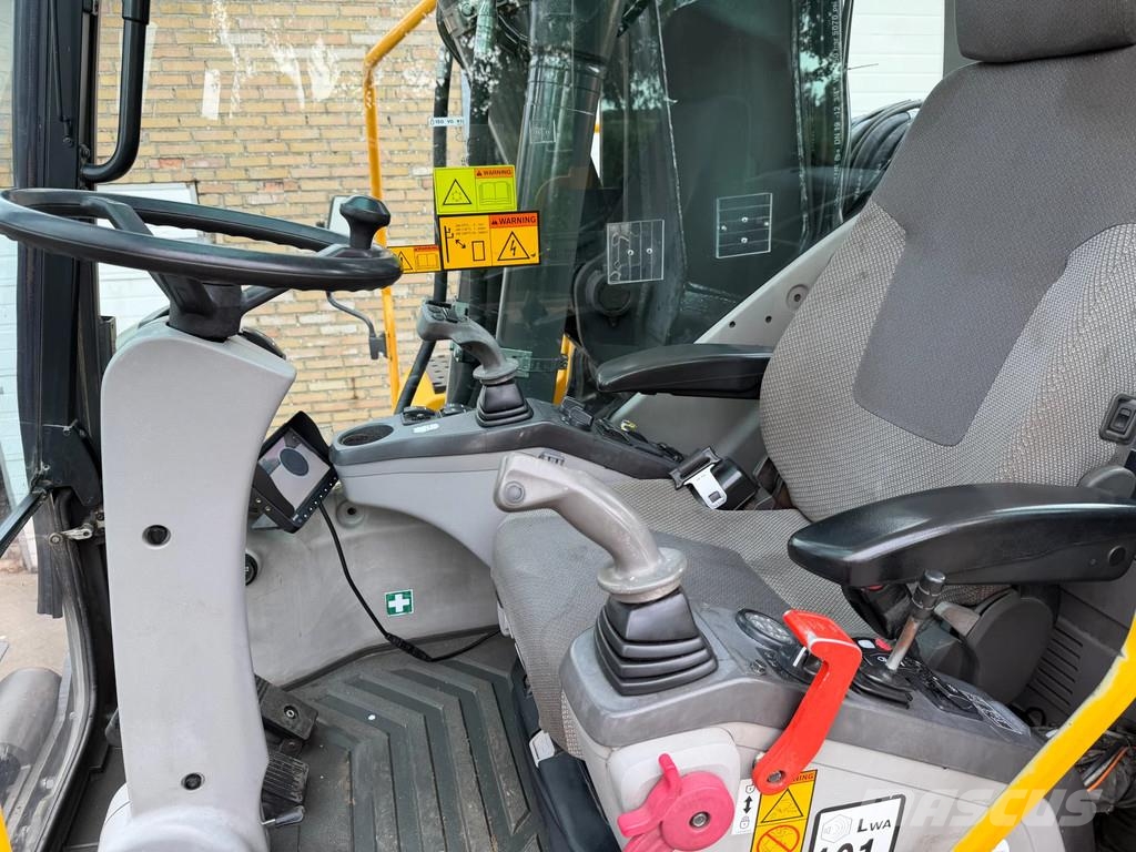 Volvo EW160C EW160C 旋轉式挖土機/掘鑿機/挖掘機