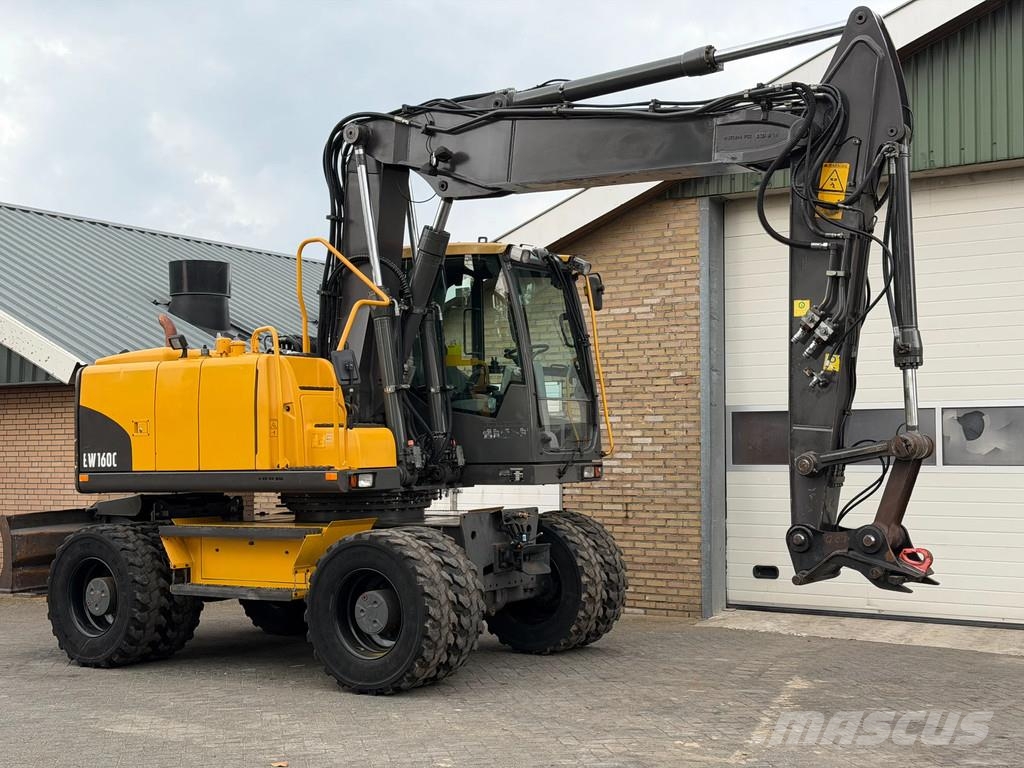 Volvo EW160C EW160C 旋轉式挖土機/掘鑿機/挖掘機