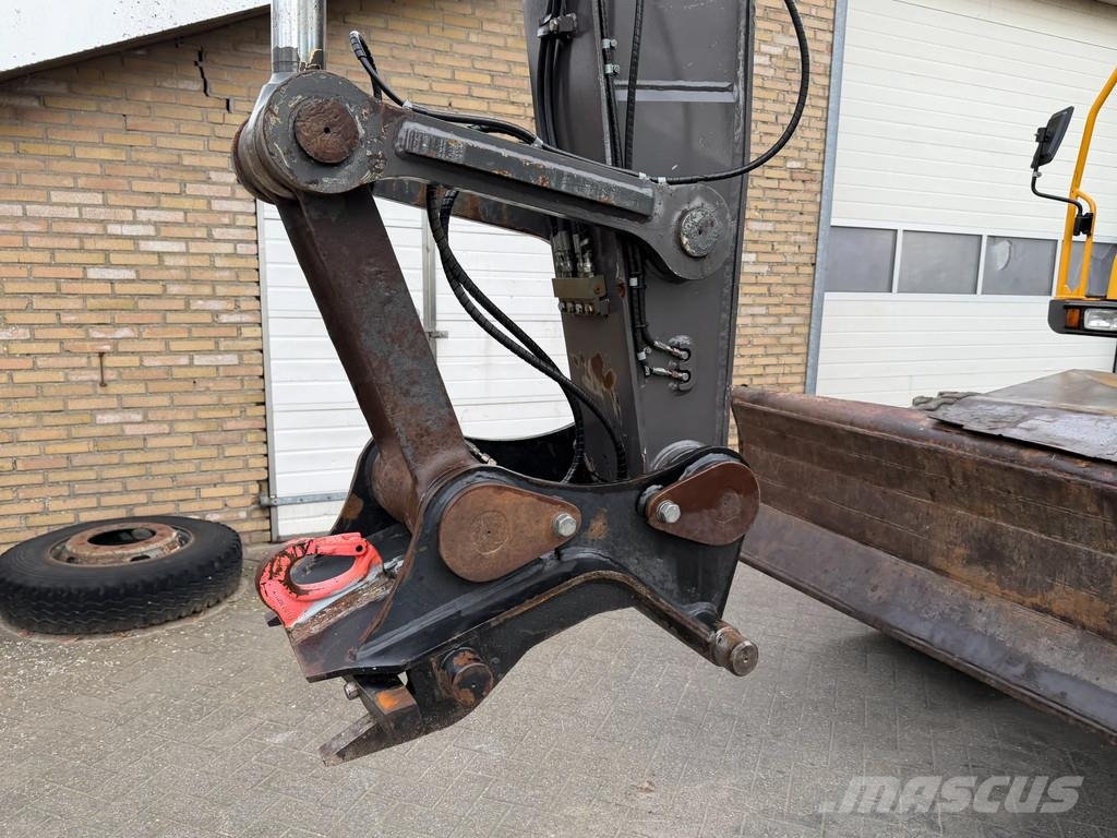 Volvo EW160C EW160C 旋轉式挖土機/掘鑿機/挖掘機