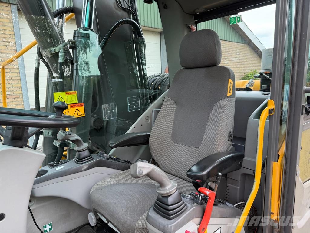 Volvo EW160C EW160C 旋轉式挖土機/掘鑿機/挖掘機