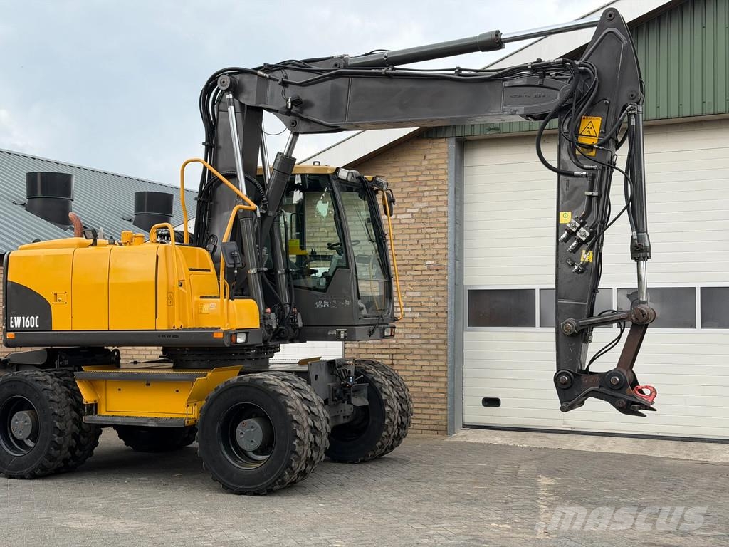 Volvo EW160C EW160C 旋轉式挖土機/掘鑿機/挖掘機