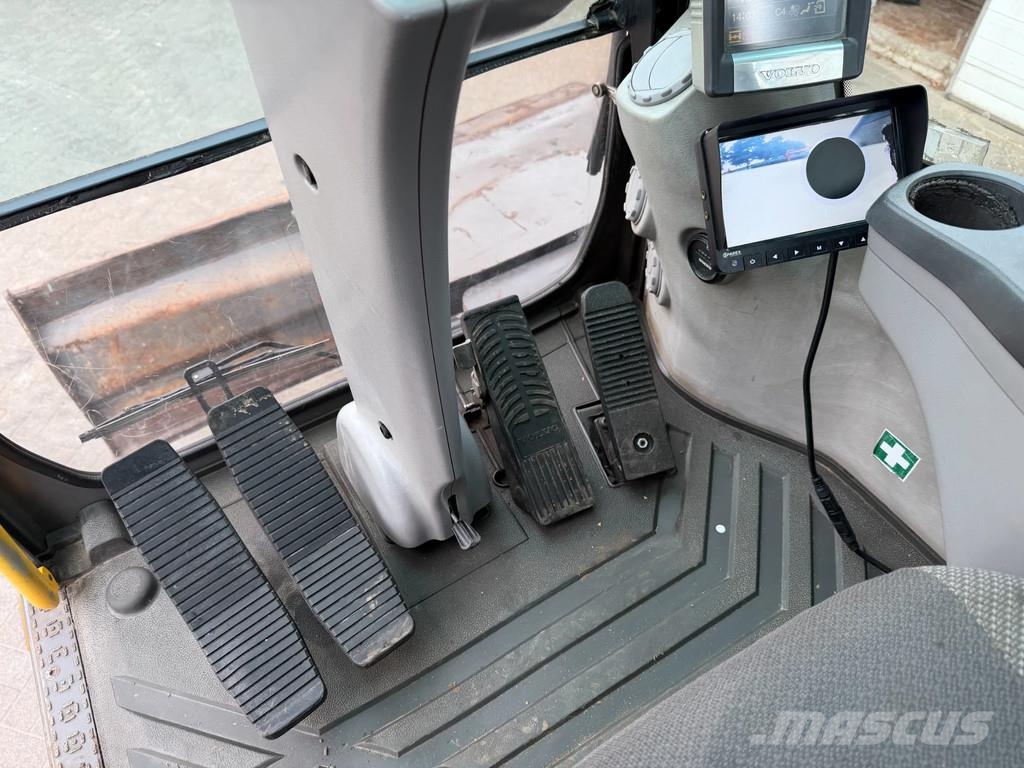 Volvo EW160C EW160C 旋轉式挖土機/掘鑿機/挖掘機