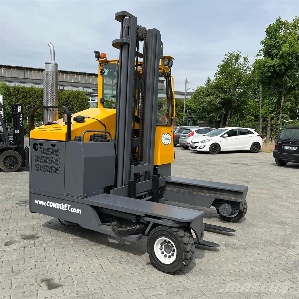 Combilift [DISCOUNT-SALE] C4000 *Very Good condition* 四向前伸式堆高機(叉車)