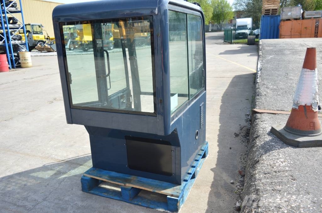 Hanix H 22 cab Mini bageri < 7t