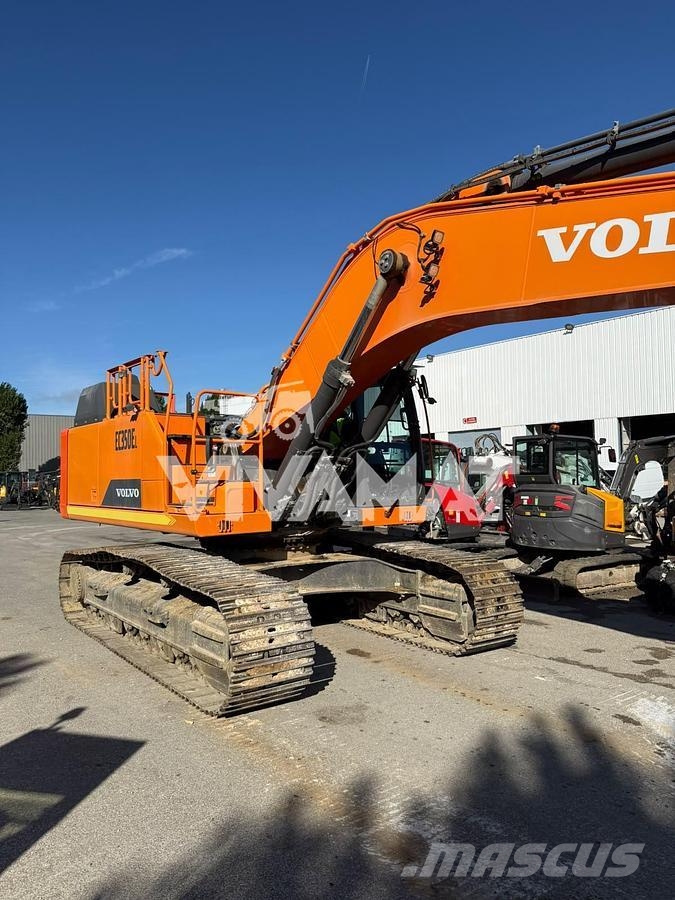 Volvo EC350EL لوادر بعجل