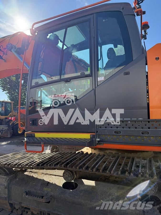 Volvo EC350EL لوادر بعجل