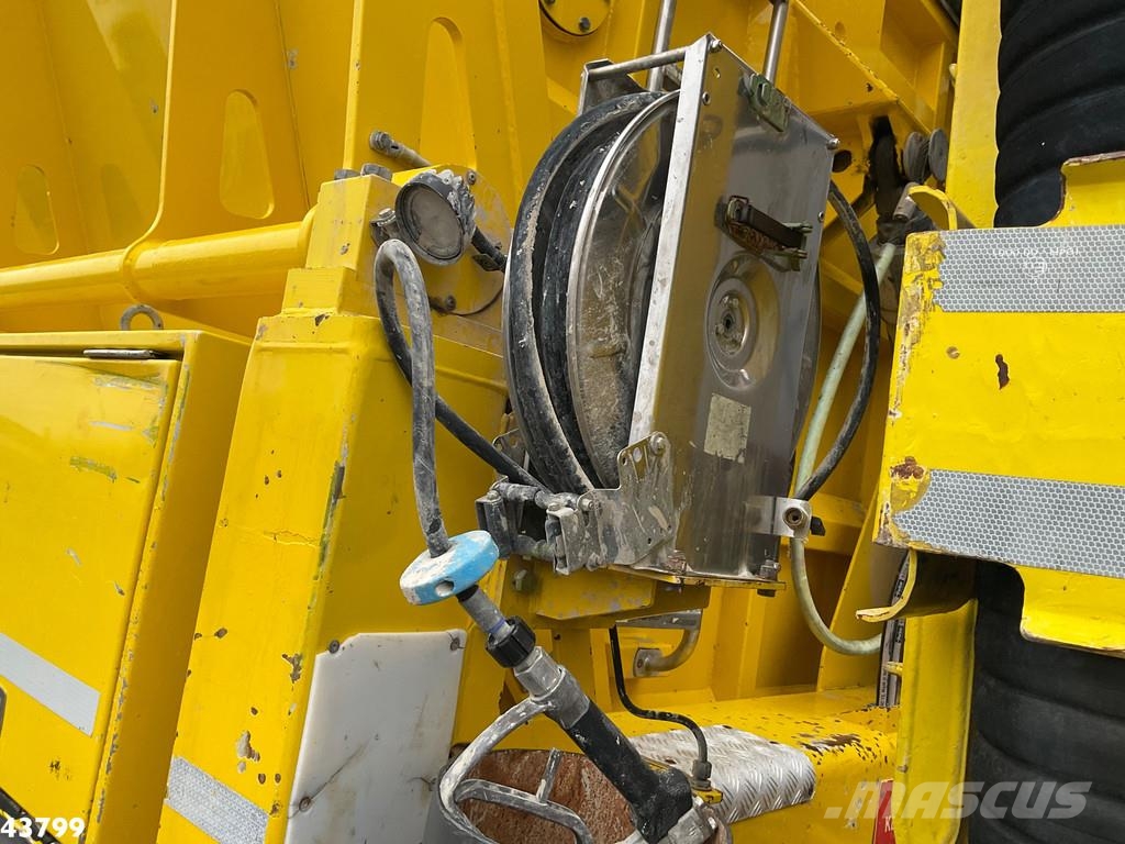 MAN TGS 35.480 10x4 RSP Tridem Saugbagger 10m³ شاحنات مزدوجة / خلخلة