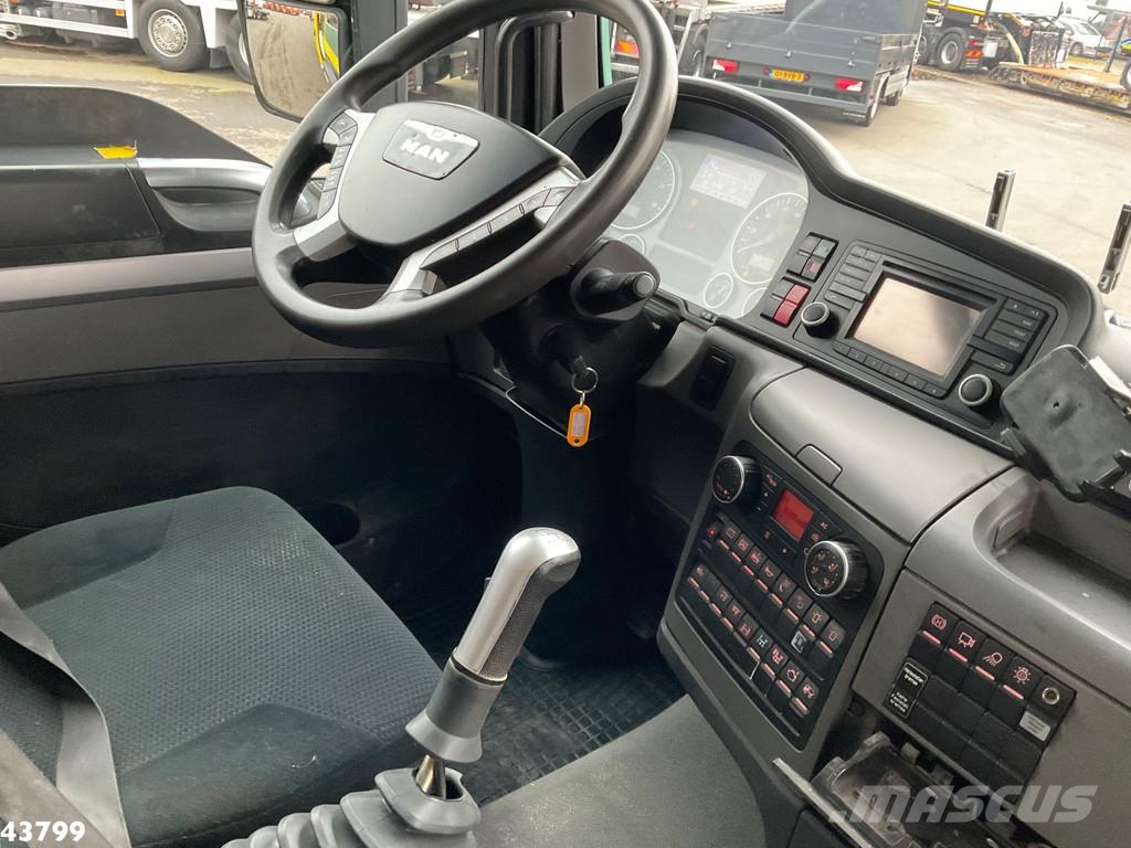 MAN TGS 35.480 10x4 RSP Tridem Saugbagger 10m³ شاحنات مزدوجة / خلخلة