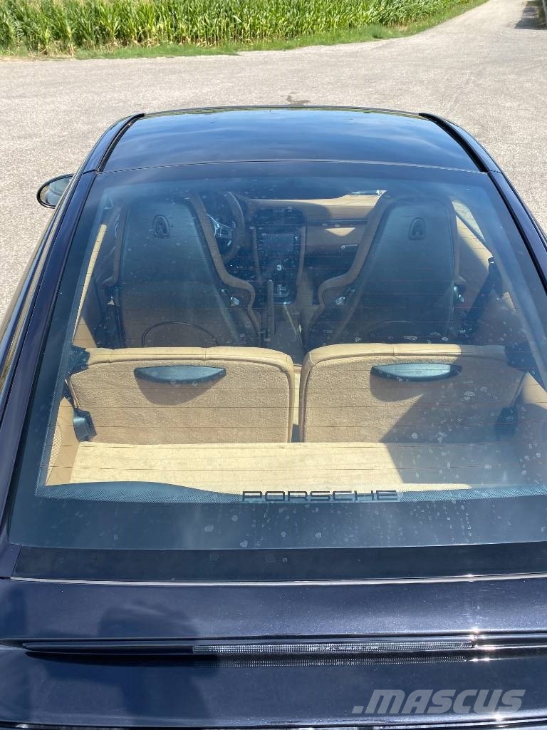 Porsche 911/977 TARGA 4 3.6i-PDK 345Cvs endommagée Osobní vozy