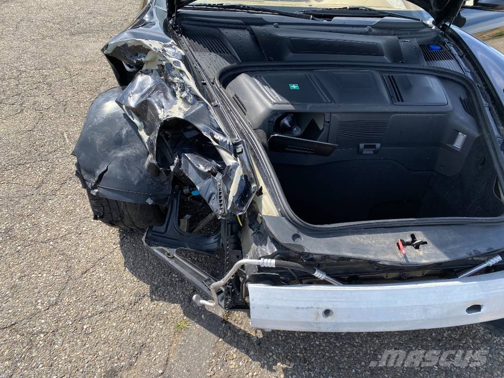 Porsche 911/977 TARGA 4 3.6i-PDK 345Cvs endommagée Osobní vozy
