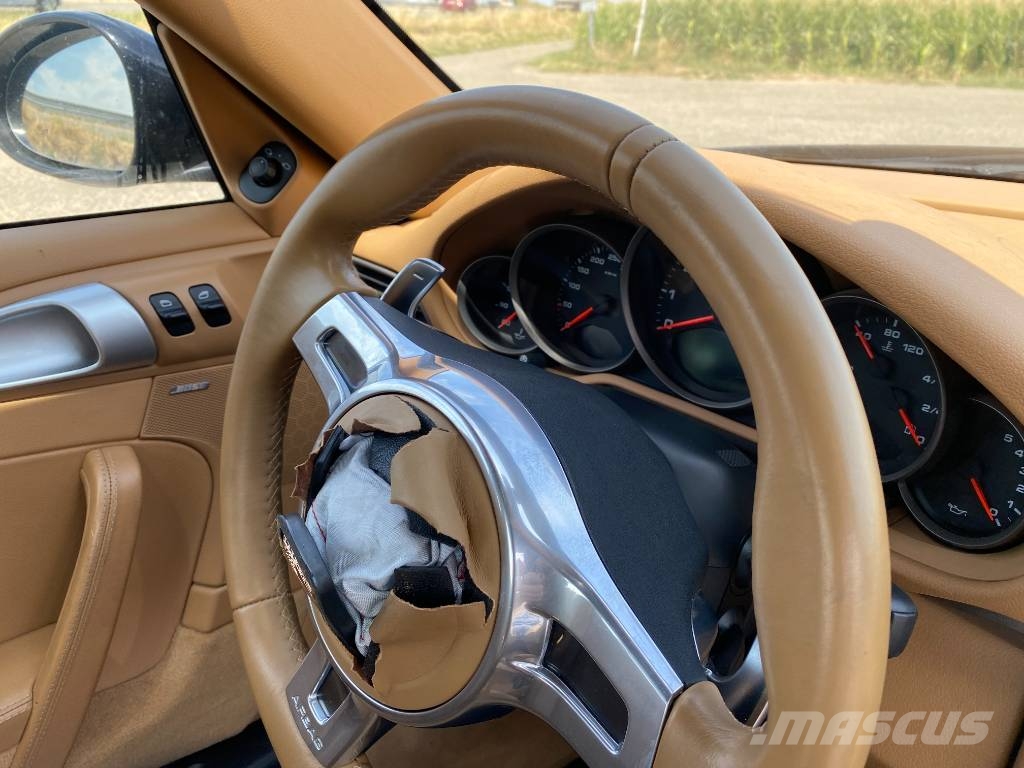 Porsche 911/977 TARGA 4 3.6i-PDK 345Cvs endommagée Osobní vozy