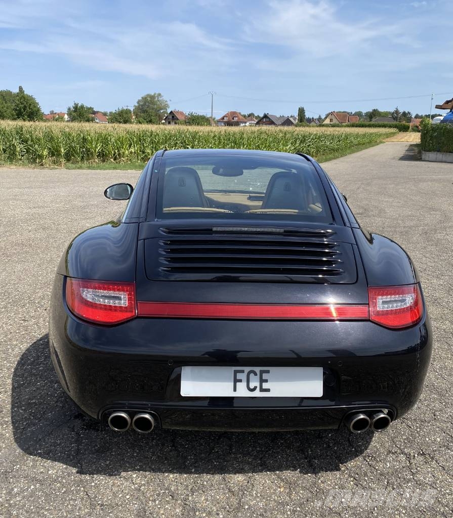 Porsche 911/977 TARGA 4 3.6i-PDK 345Cvs endommagée Osobní vozy