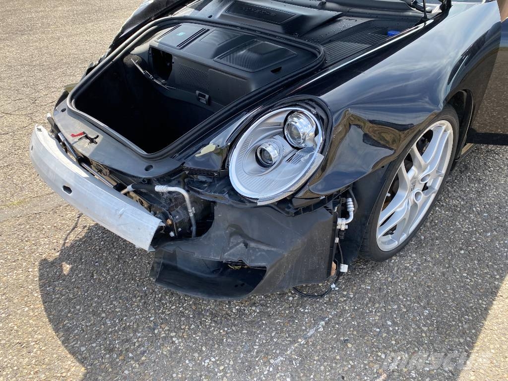 Porsche 911/977 TARGA 4 3.6i-PDK 345Cvs endommagée Osobní vozy