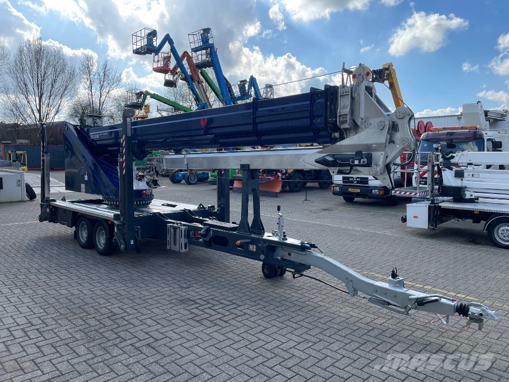 Böcker AHK 36E SOLD Yol-Arazi Tipi Vinçler (AT)