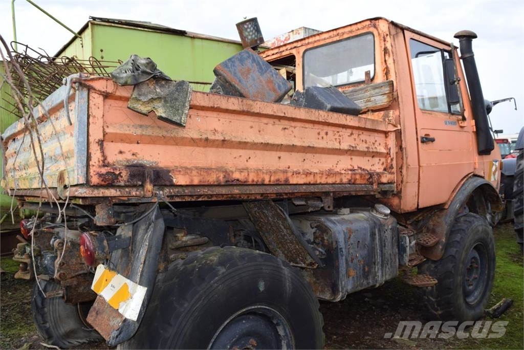 MB Trac Unimog U1200 Tractors