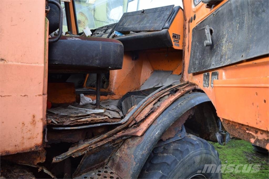 MB Trac Unimog U1200 Tractors