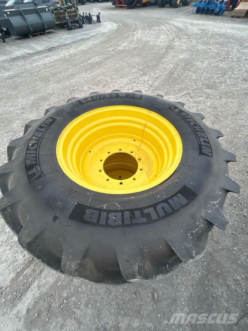Michelin Komplettradsatz Michelin Multibib 540/65R28 Egyéb mezőgazdasági gépek
