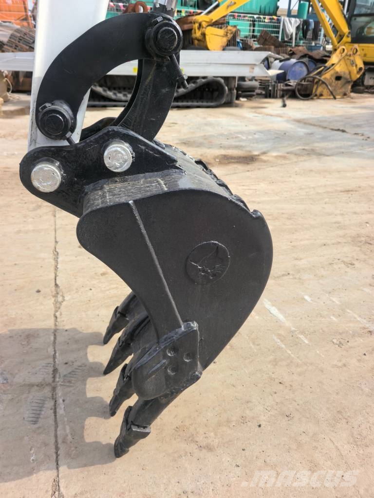 Bobcat E 20 小型挖掘机