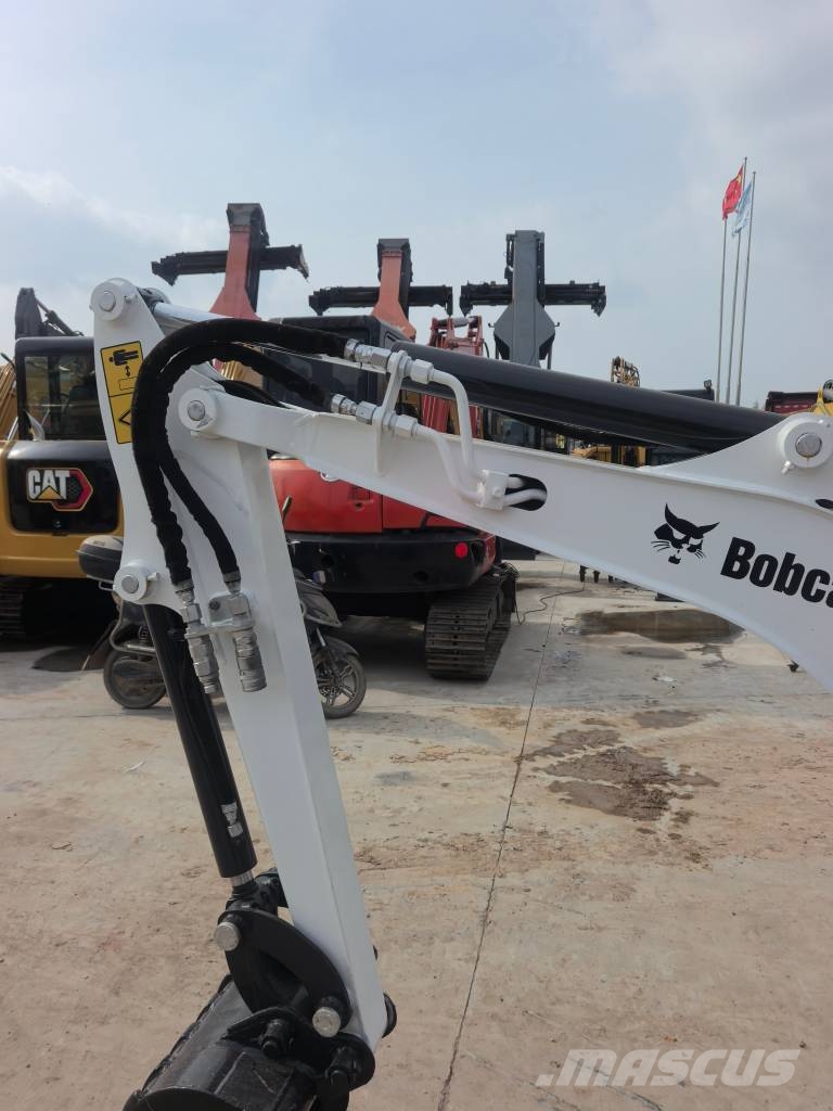Bobcat E 20 小型挖掘机