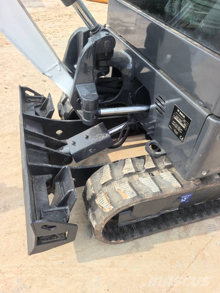 Bobcat E 20 小型挖掘机