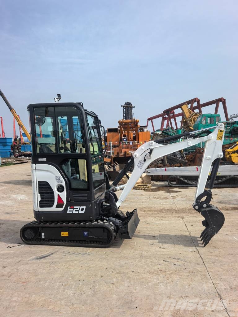 Bobcat E 20 小型挖掘机