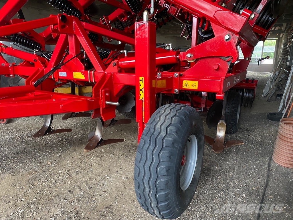 HEVA-VA Mega-dan MK 11 Harrows