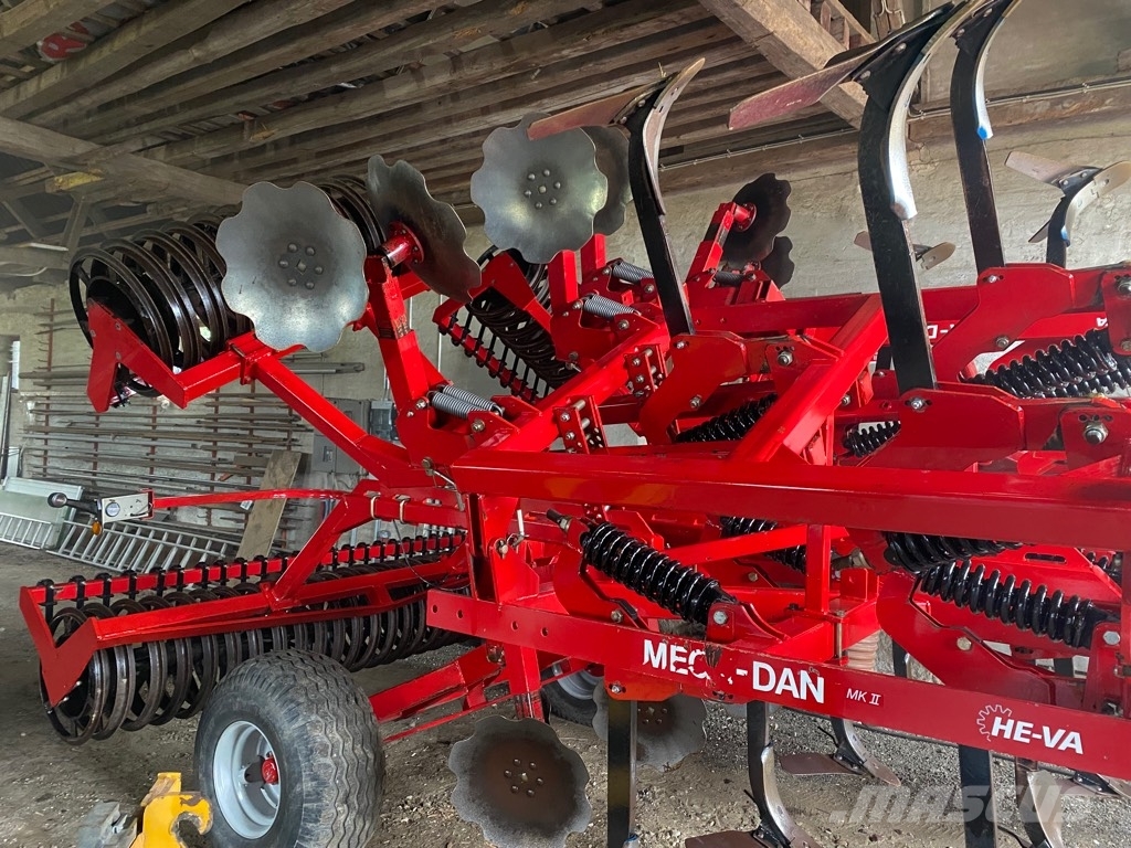 HEVA-VA Mega-dan MK 11 Harrows