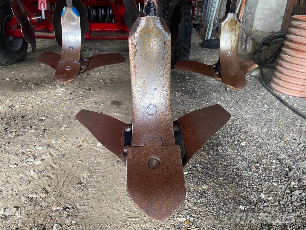 HEVA-VA Mega-dan MK 11 Harrows
