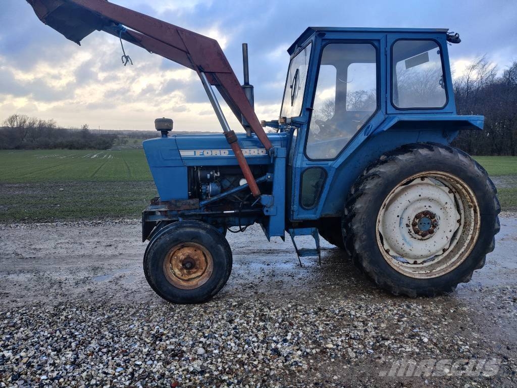 Ford 5000 Y Select O Speed og Major benzin Traktoriai