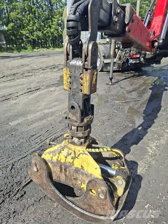 Palfinger Epsilon Q150Z Timber cranes