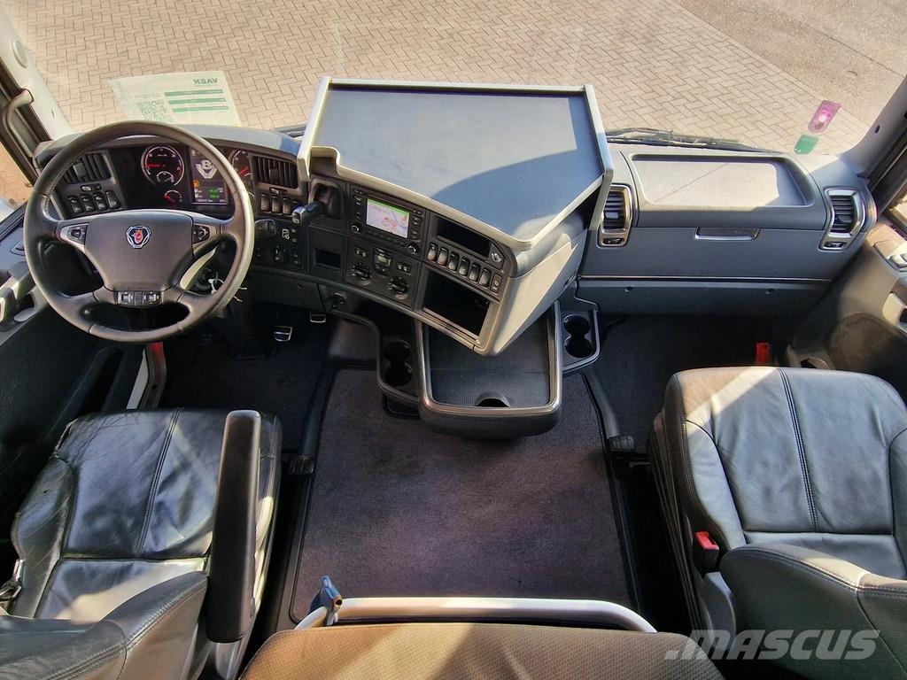 Scania R520 V8 - 6x2 - full air - retarder - steering axl Kamioni za podizanje kablova