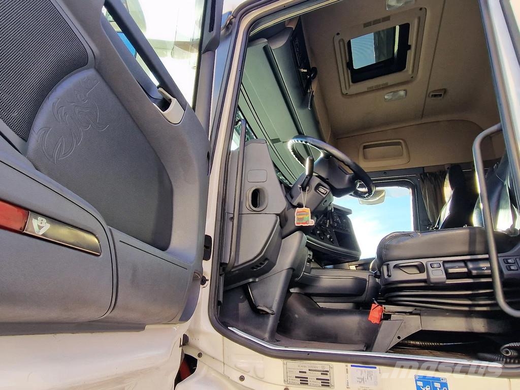 Scania R520 V8 - 6x2 - full air - retarder - steering axl Kamioni za podizanje kablova