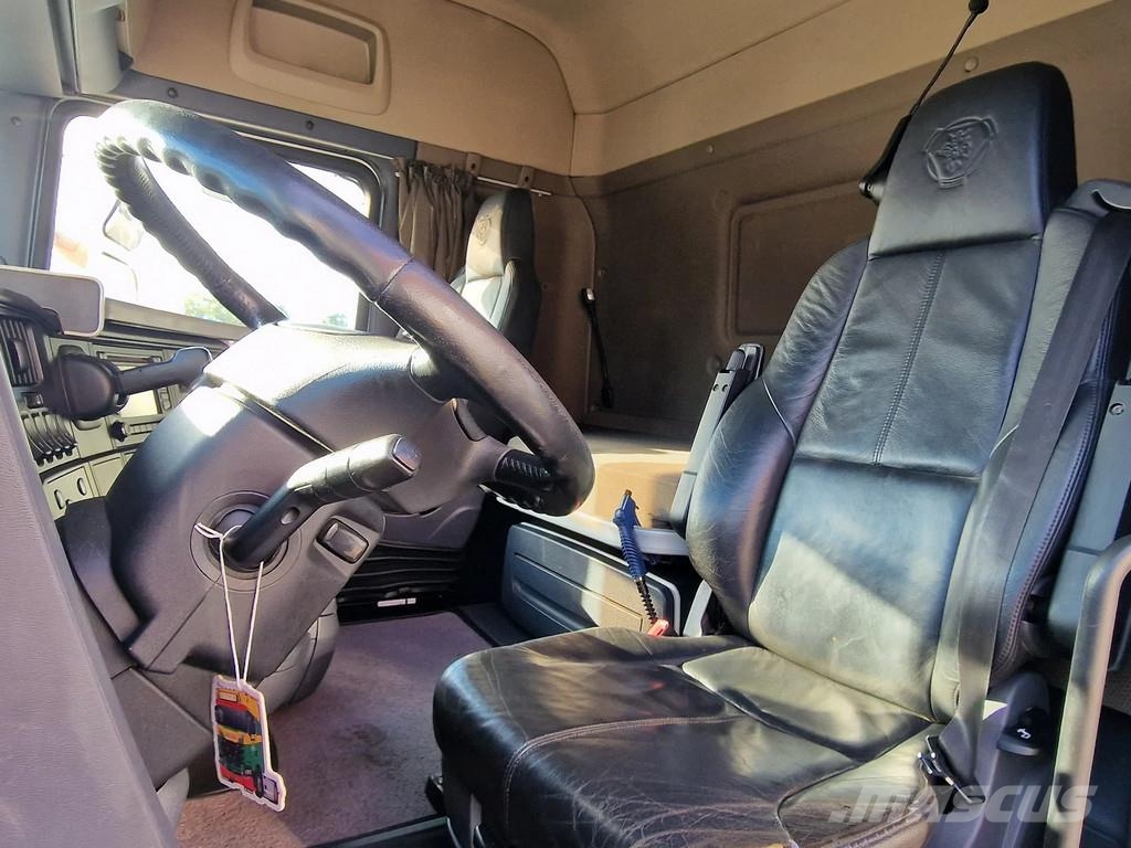Scania R520 V8 - 6x2 - full air - retarder - steering axl Kamioni za podizanje kablova