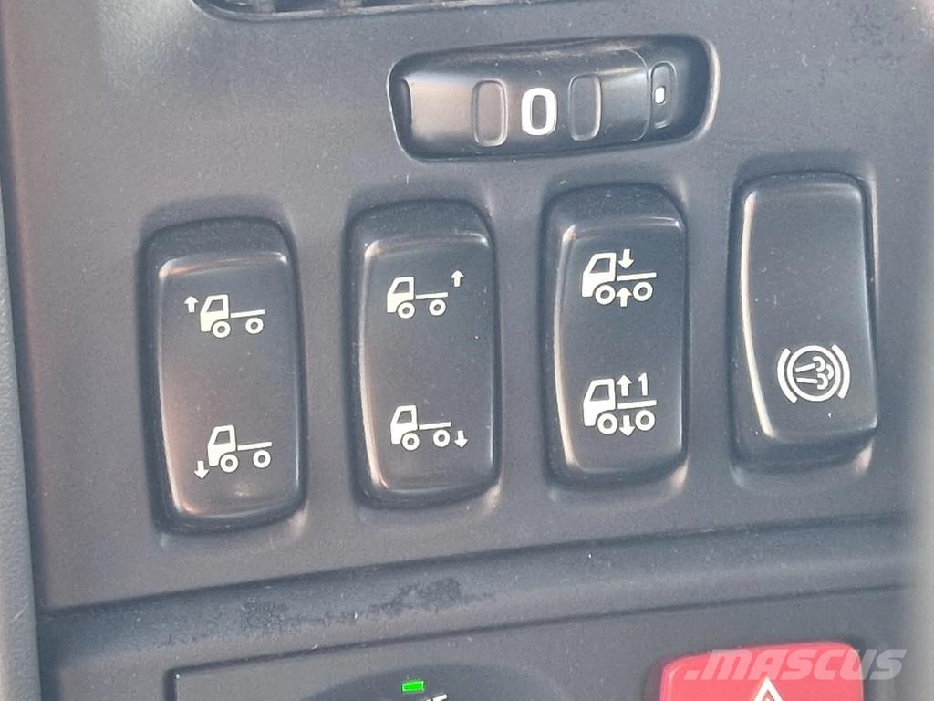 Scania R520 V8 - 6x2 - full air - retarder - steering axl Kamioni za podizanje kablova