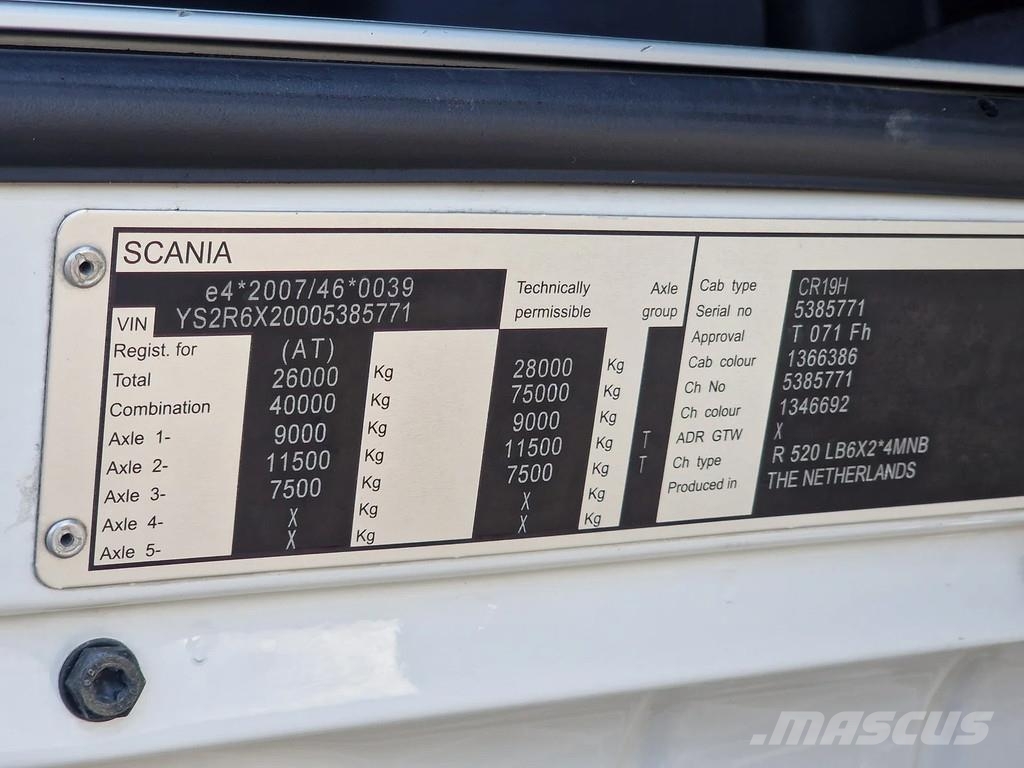 Scania R520 V8 - 6x2 - full air - retarder - steering axl Kamioni za podizanje kablova