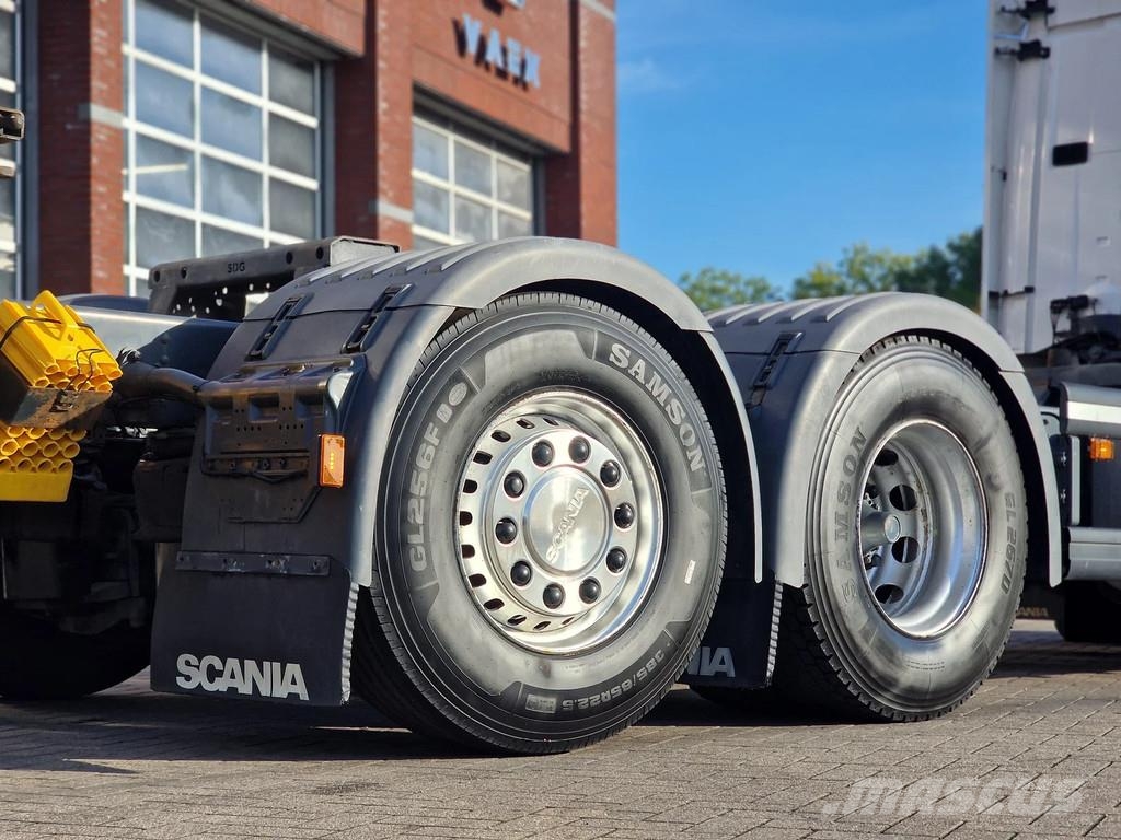 Scania R520 V8 - 6x2 - full air - retarder - steering axl Kamioni za podizanje kablova